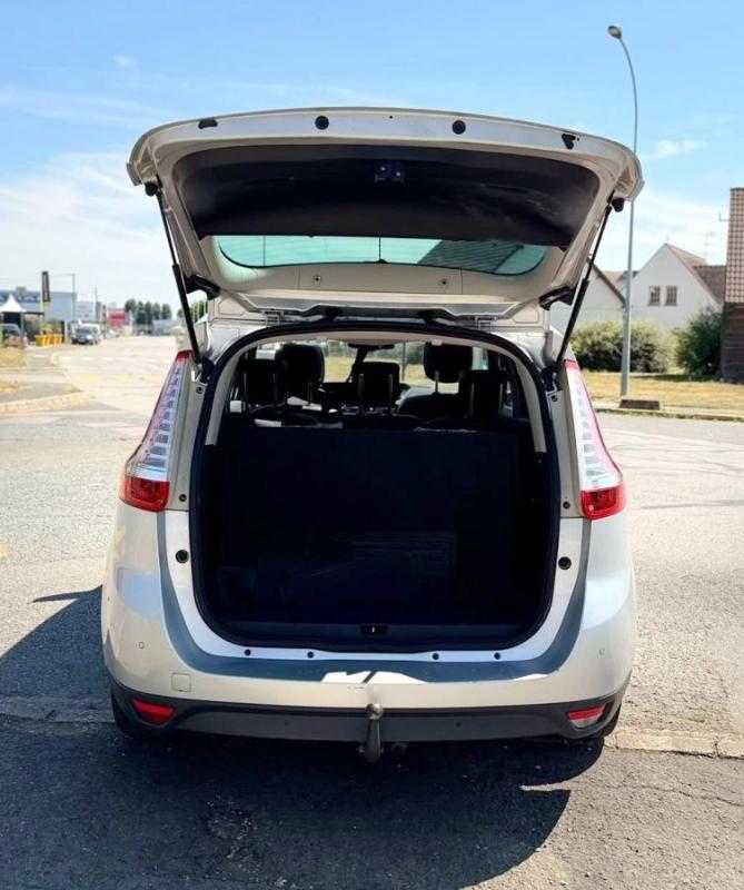 Renault Grand Scenic 1.6 DCI 130 CV INITIALE PARIS 7 PL TOIT OUVRANT