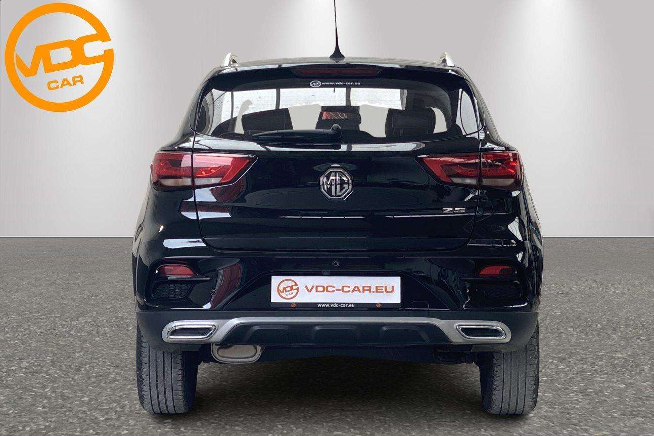MG ZS LUXURY