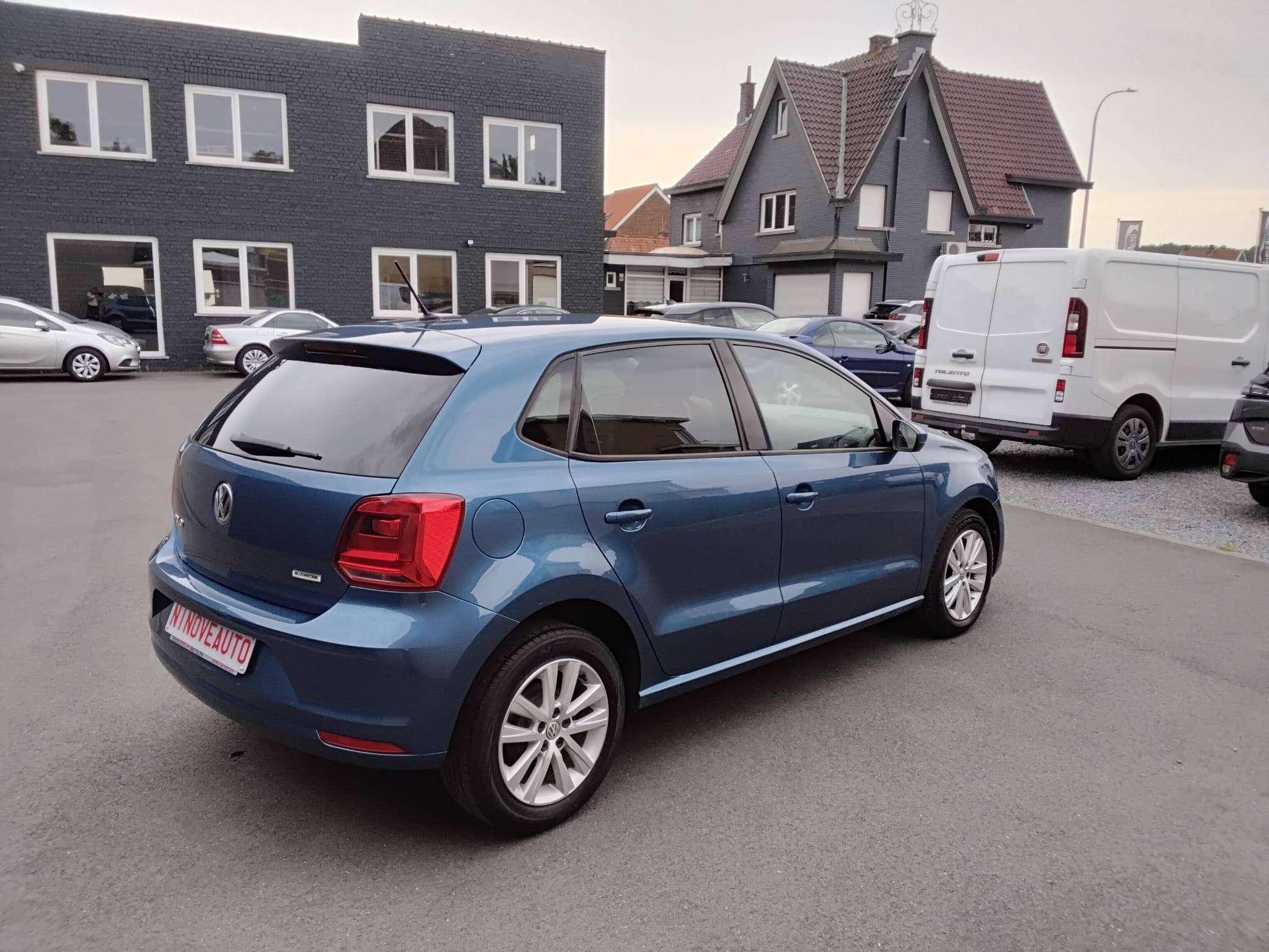 Volkswagen Polo 1.0i   1STE EIGENAAR AIRCO BLUETOOTH   **81000KM** thumbnail