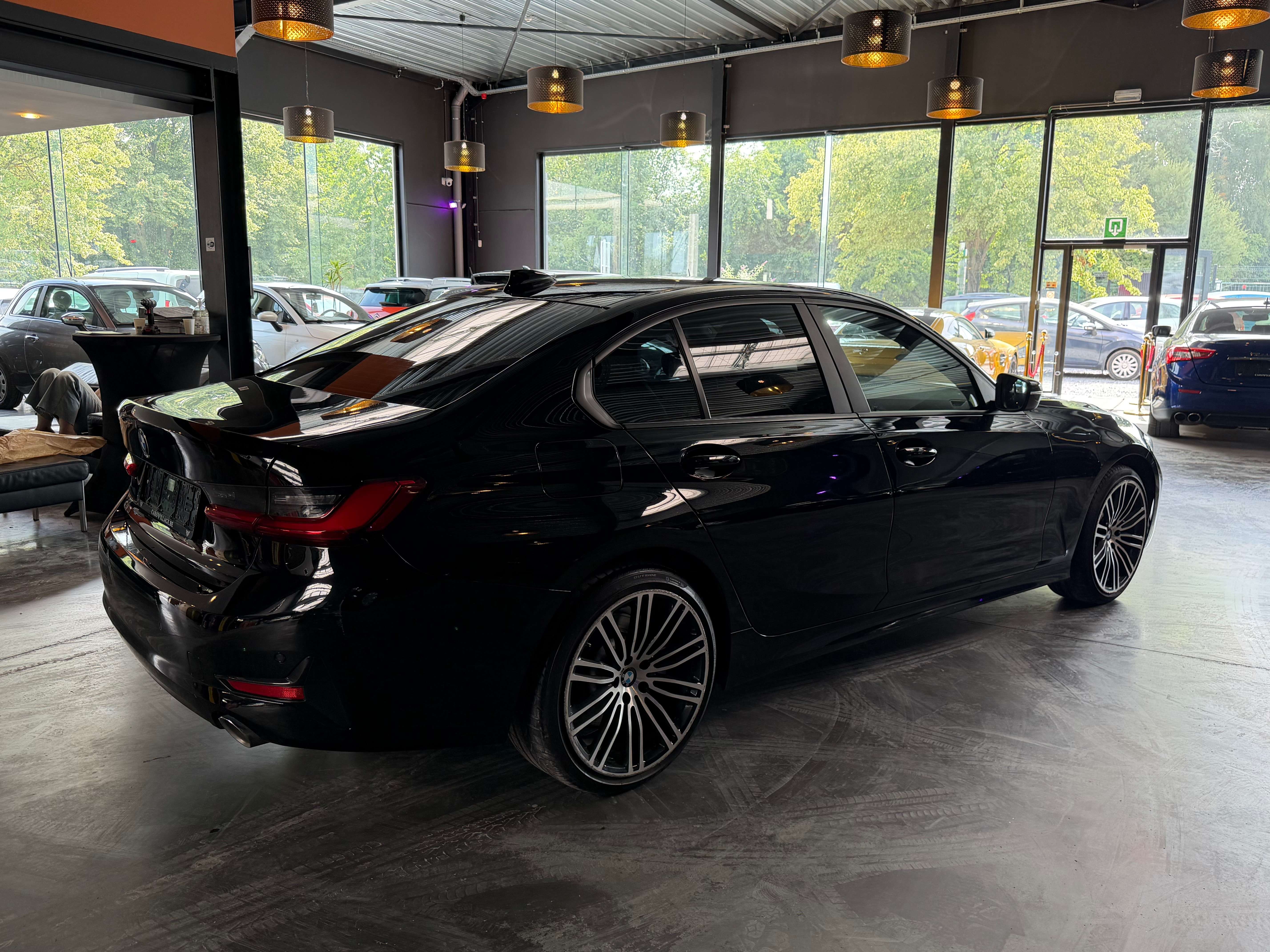 BMW 330 330eAS PHEV/12 mois de garantie