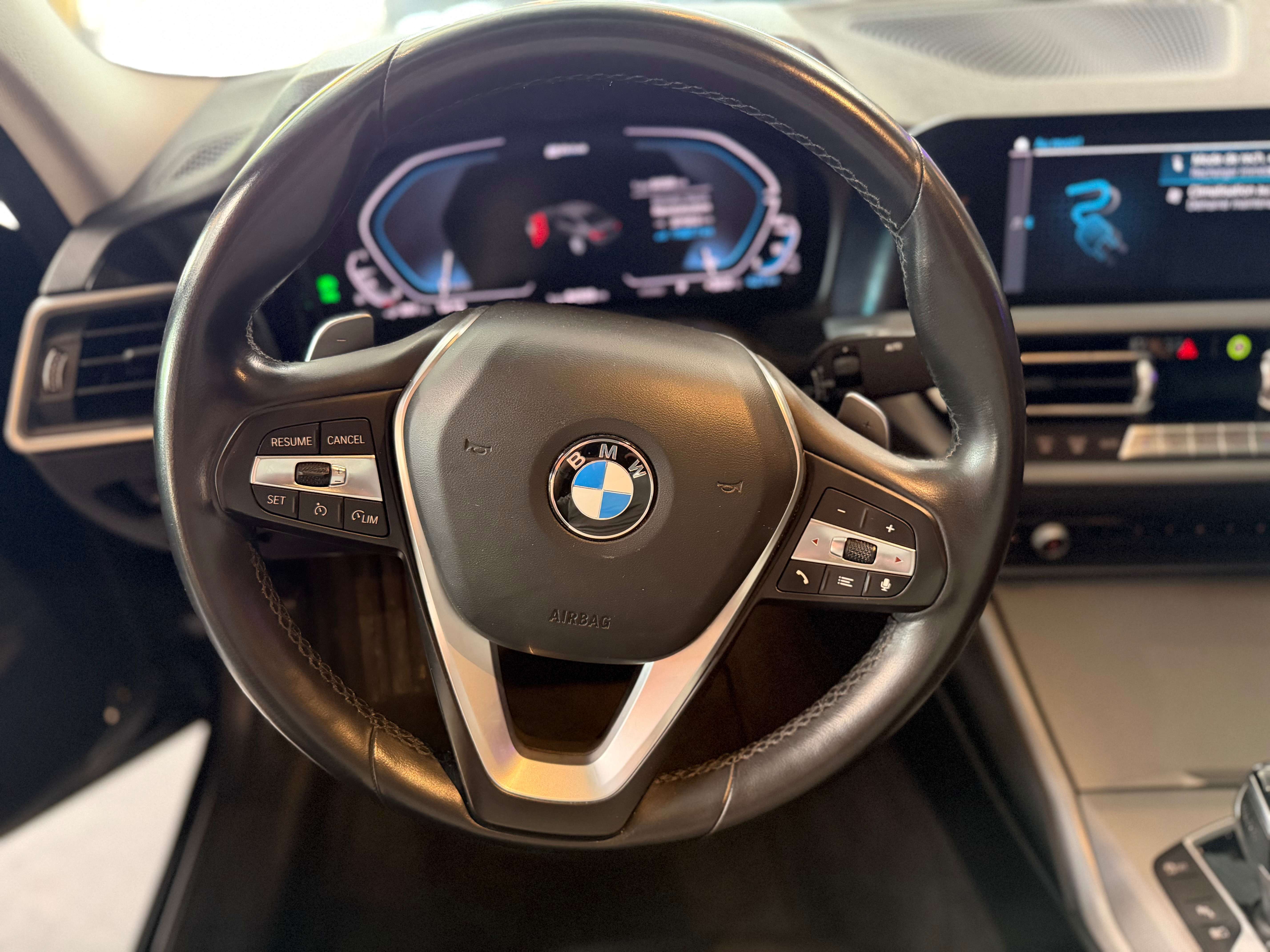 BMW 330 330eAS PHEV/12 mois de garantie