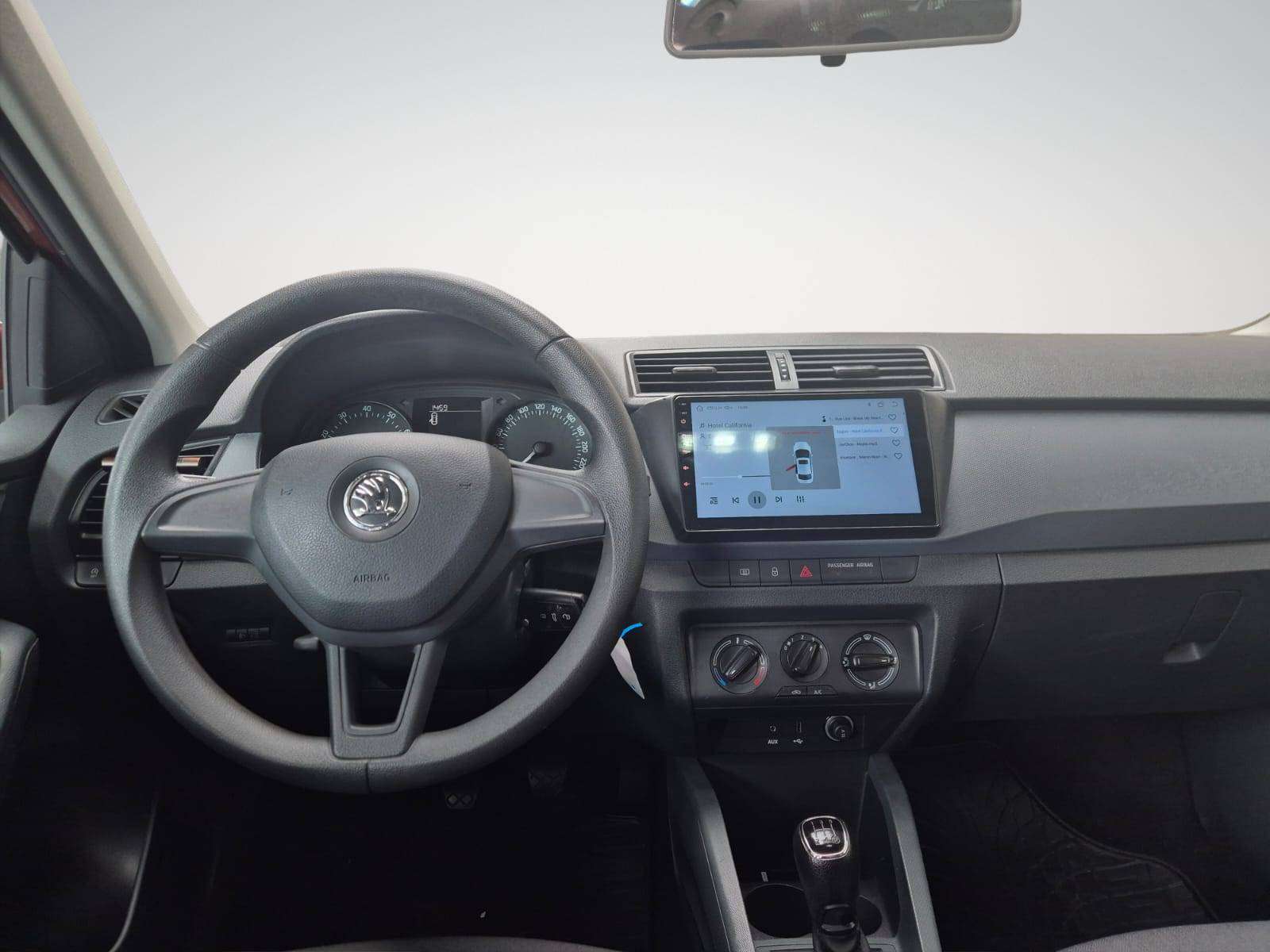 Skoda Fabia 1.0i Active / Screen Miror Apple & Android / Camera / Garantie 12 Mois
