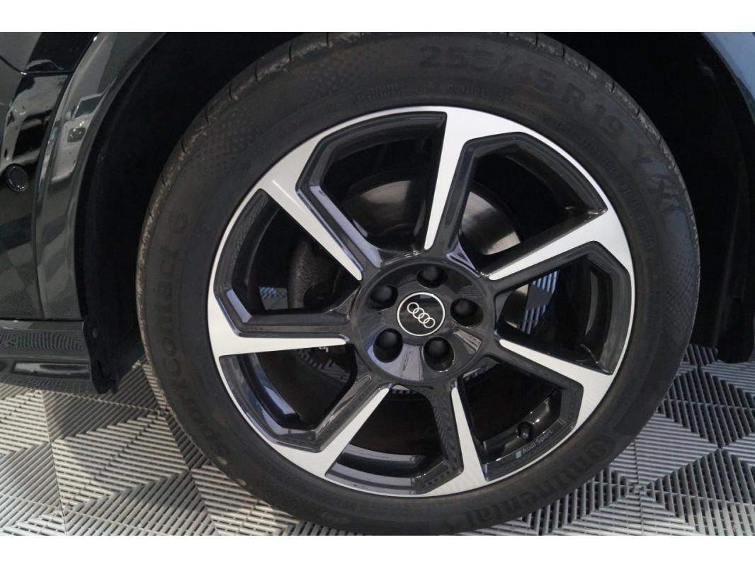 Audi Q3 35 TFSI - S-LINE SPORTBACK thumbnail