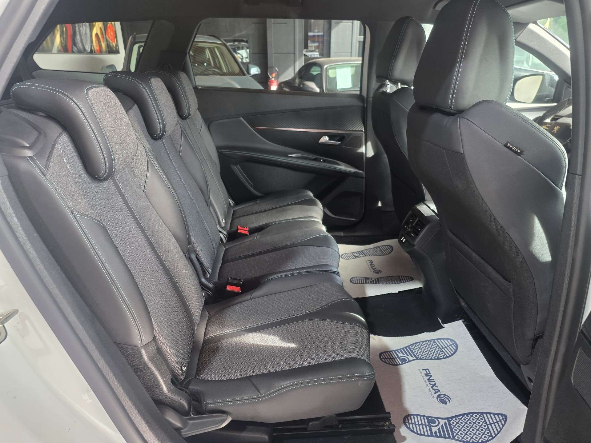 Peugeot 5008 5008 1.2 PureTech Allure ///7PLACES///