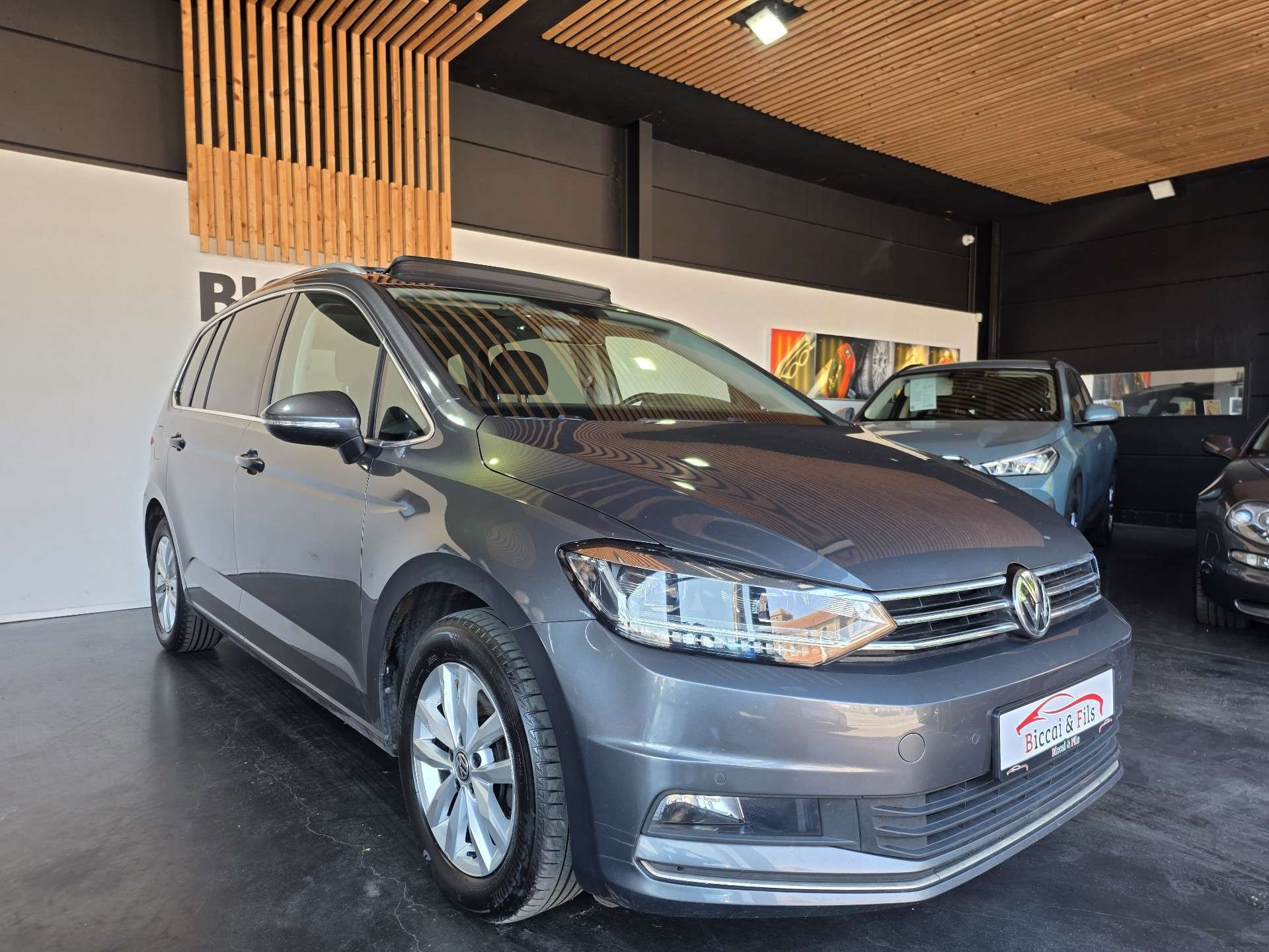 Volkswagen Touran Touran 1.0 TSI Highline OPF (EU6.2) Highline ///7p