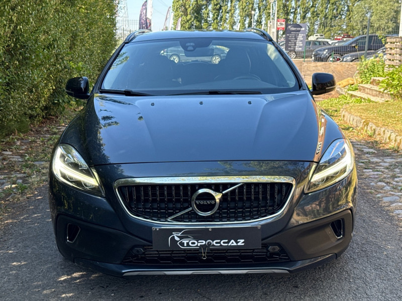 Volvo V40 CROSS COUNTRY D3 150CH PRO GEARTRONIC // 93.000KM // 2018 // GPS // LED