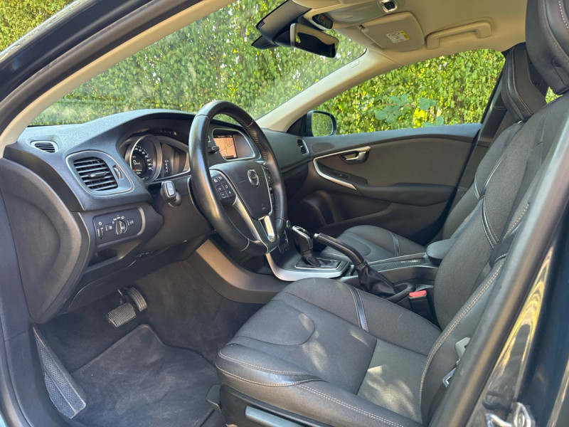 Volvo V40 CROSS COUNTRY D3 150CH PRO GEARTRONIC // 93.000KM // 2018 // GPS // LED