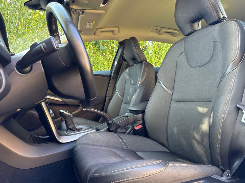 Volvo V40 CROSS COUNTRY D3 150CH PRO GEARTRONIC // 93.000KM // 2018 // GPS // LED