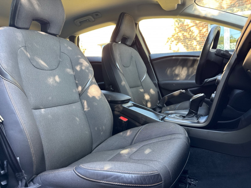 Volvo V40 CROSS COUNTRY D3 150CH PRO GEARTRONIC // 93.000KM // 2018 // GPS // LED