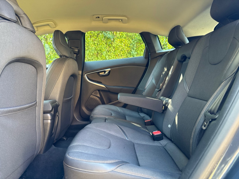Volvo V40 CROSS COUNTRY D3 150CH PRO GEARTRONIC // 93.000KM // 2018 // GPS // LED
