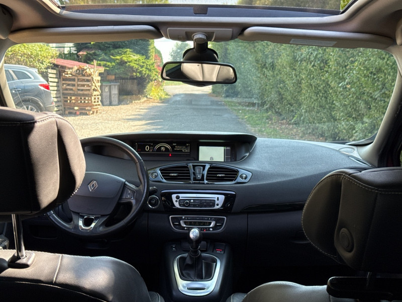 Renault GRAND SCENIC III 1.5 DCI 110CH BOSE 7 PLACES // TOIT OUVRANT // GPS // CAMERA