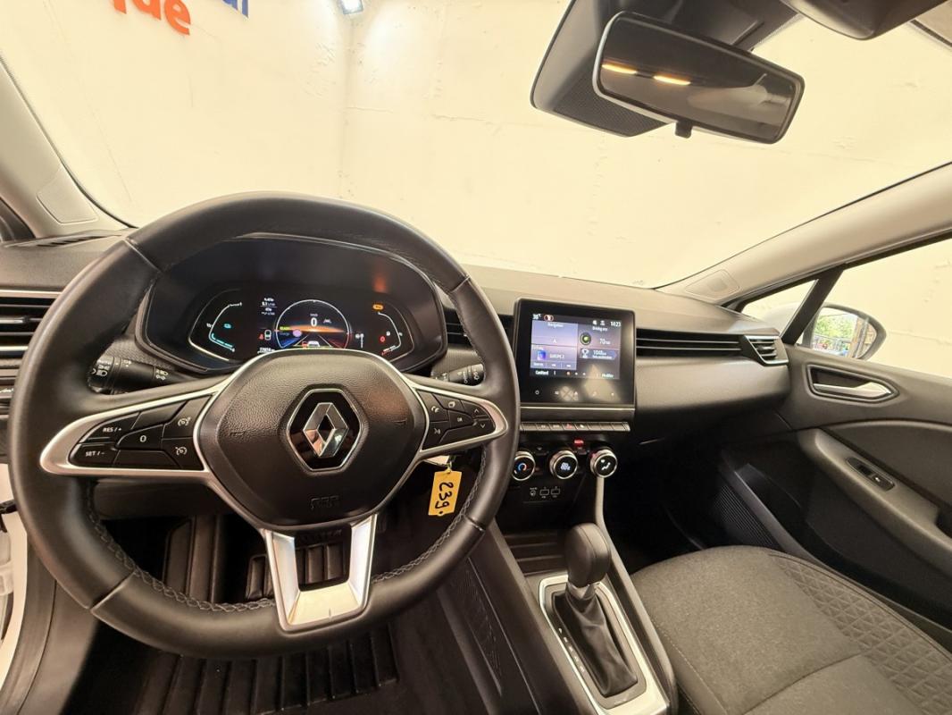 Renault Clio V Business E-Tech hybride 140 -21N