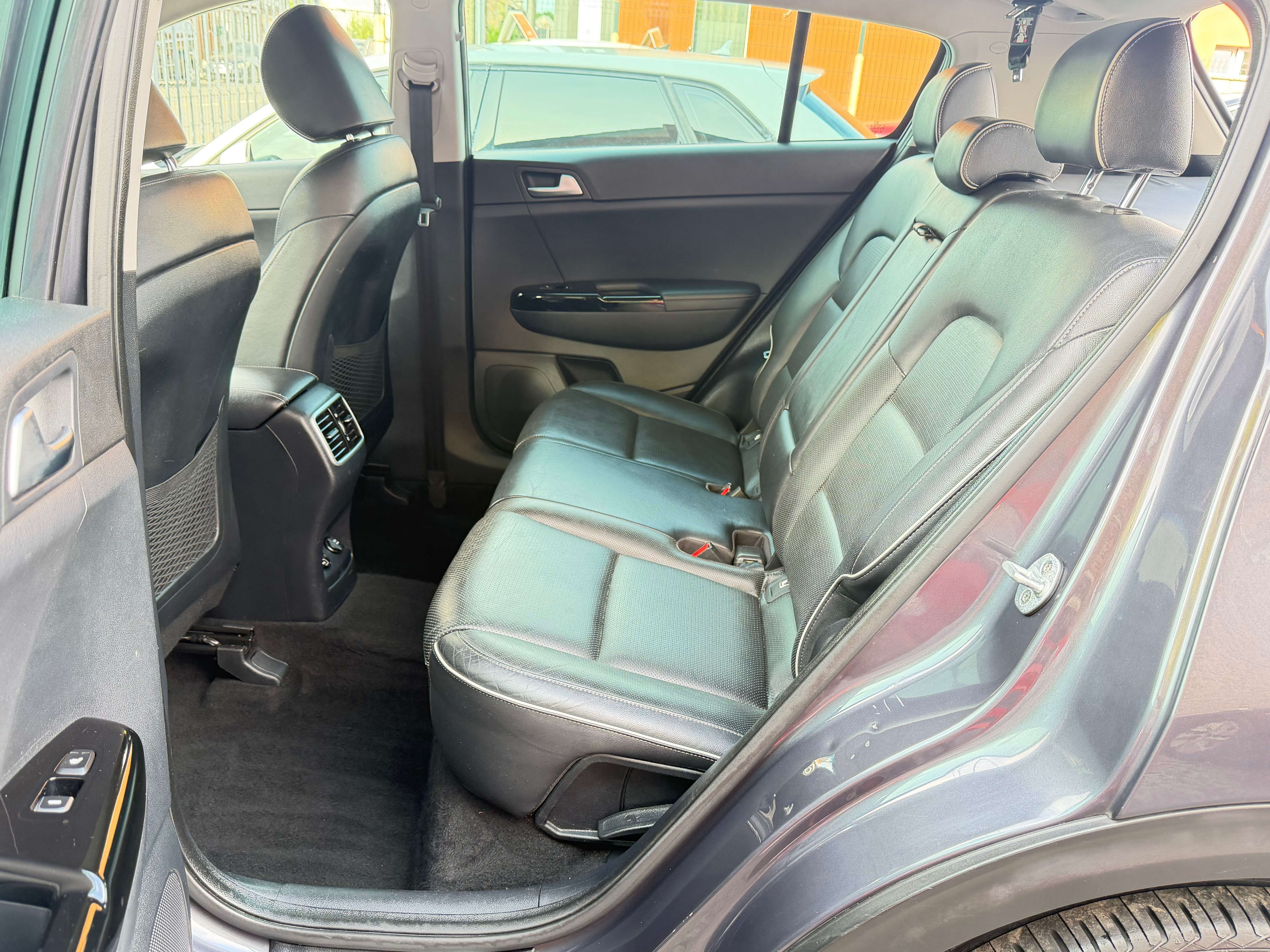 Kia Sportage Sportage 1.7 CRDi ° AUTOMATIQUE ° CUIR ° NAVI ° CAMERA ° GARANTI 12 MOIS !!!