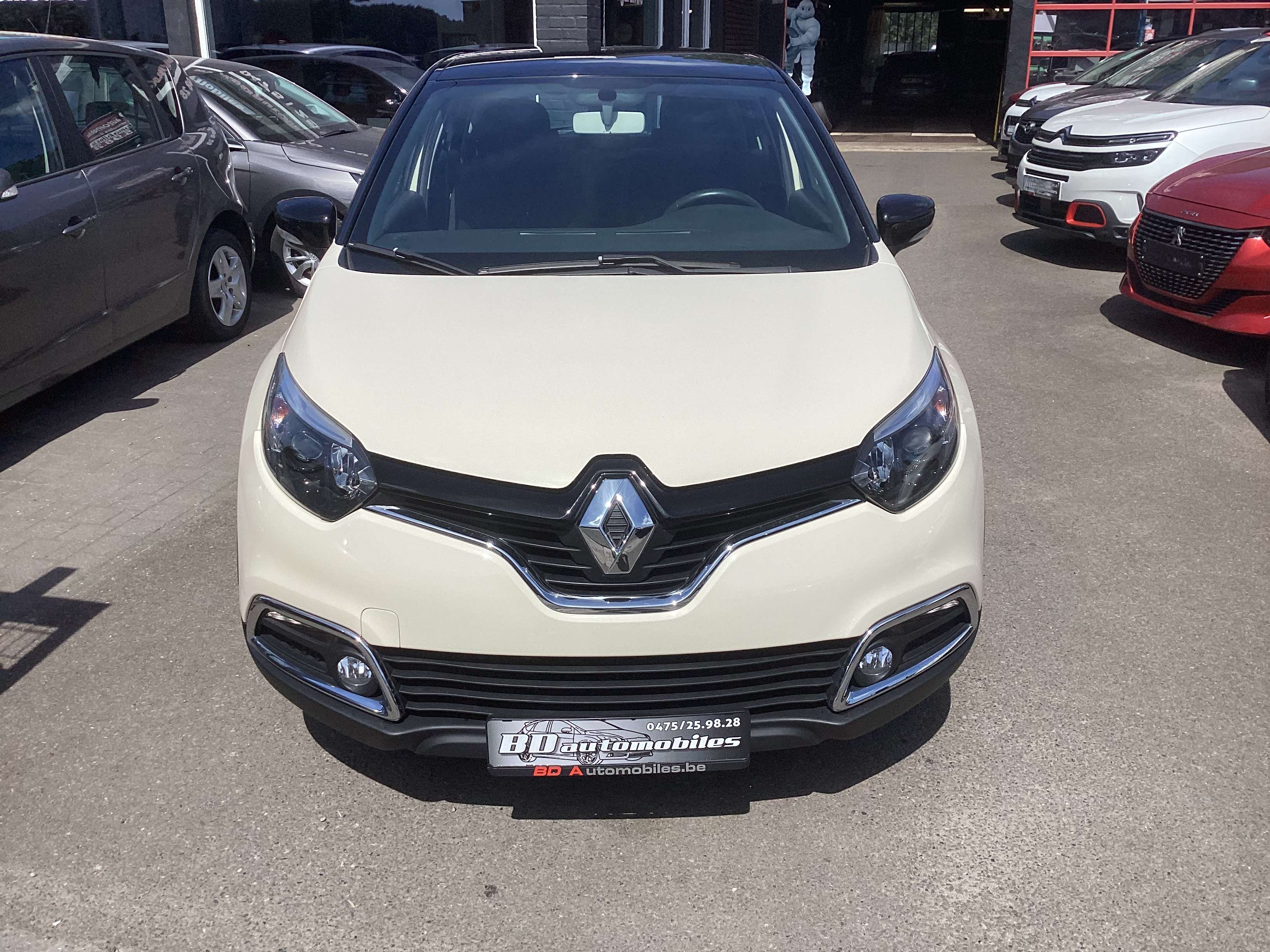 Renault Captur 0.9 Énergies À Saisir 😍😍