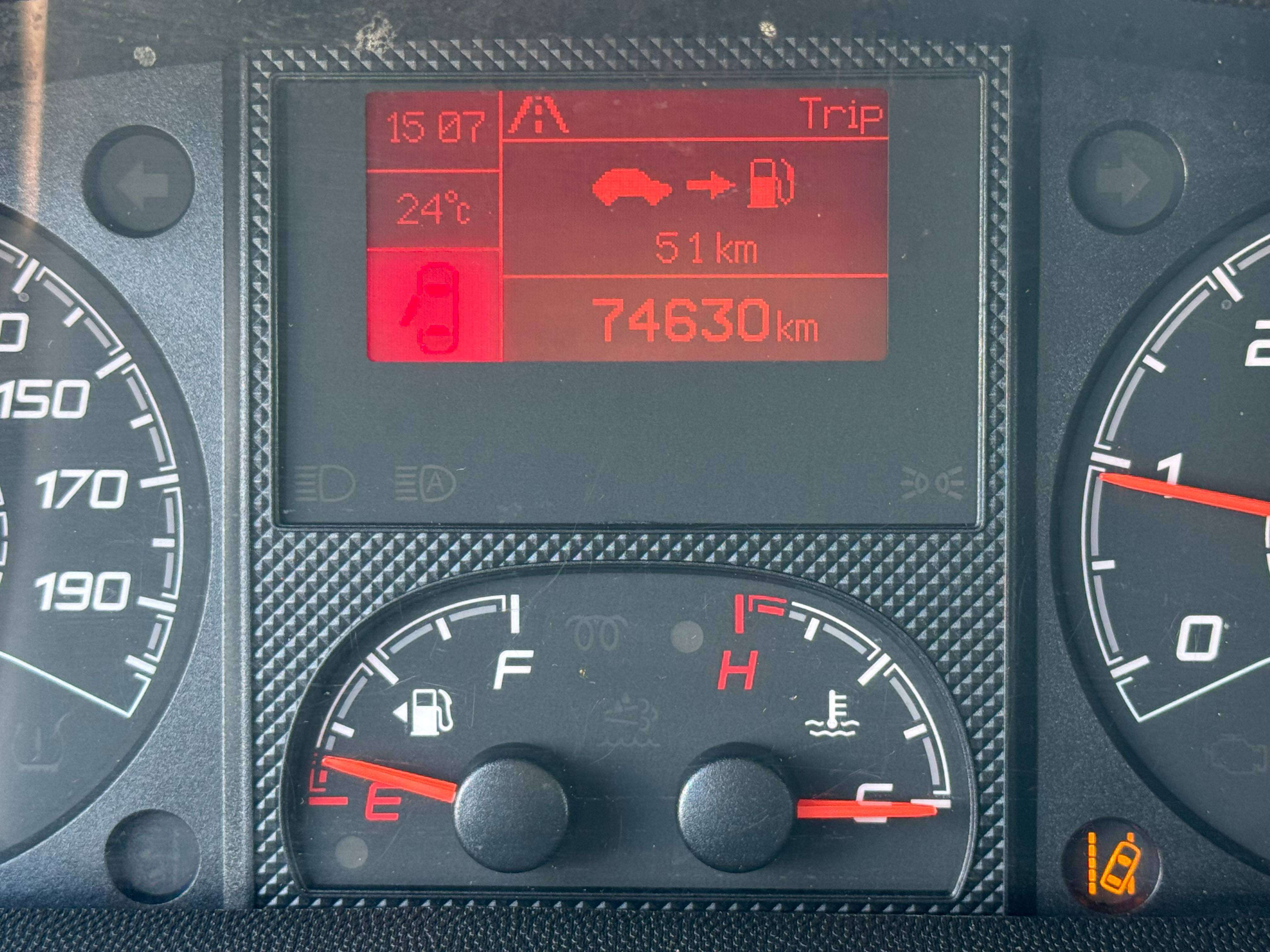 Citroen Jumper 2.2  L2H2 / 3 sièges / 74.630 km / GPS / Apple CarPlay / Caméra de recul