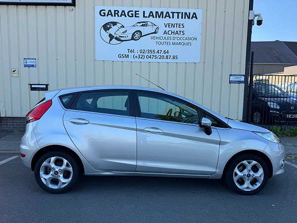 Ford Fiesta Fiesta 1.25i Titanium garantie 1 an