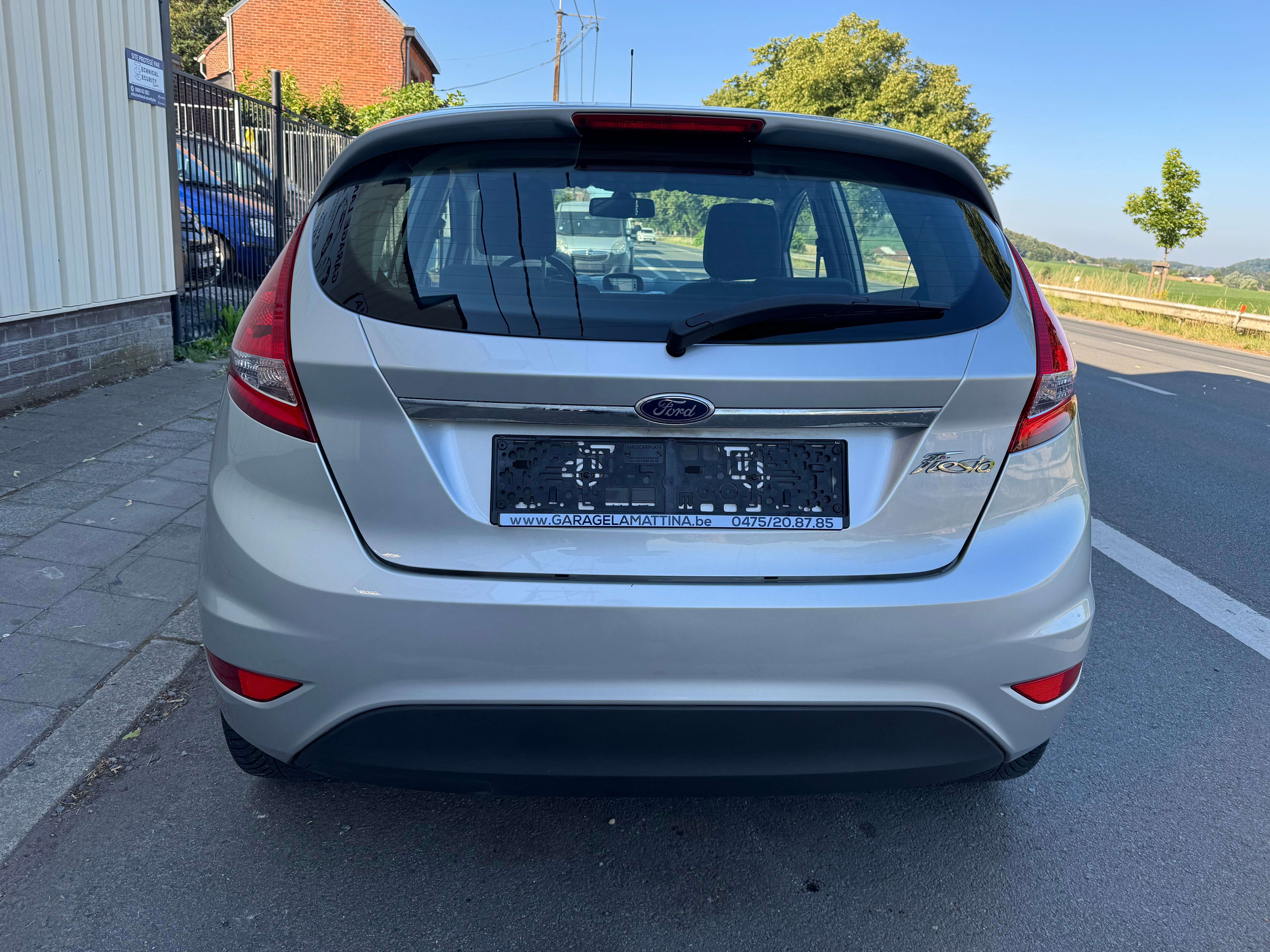 Ford Fiesta Fiesta 1.25i Titanium garantie 1 an