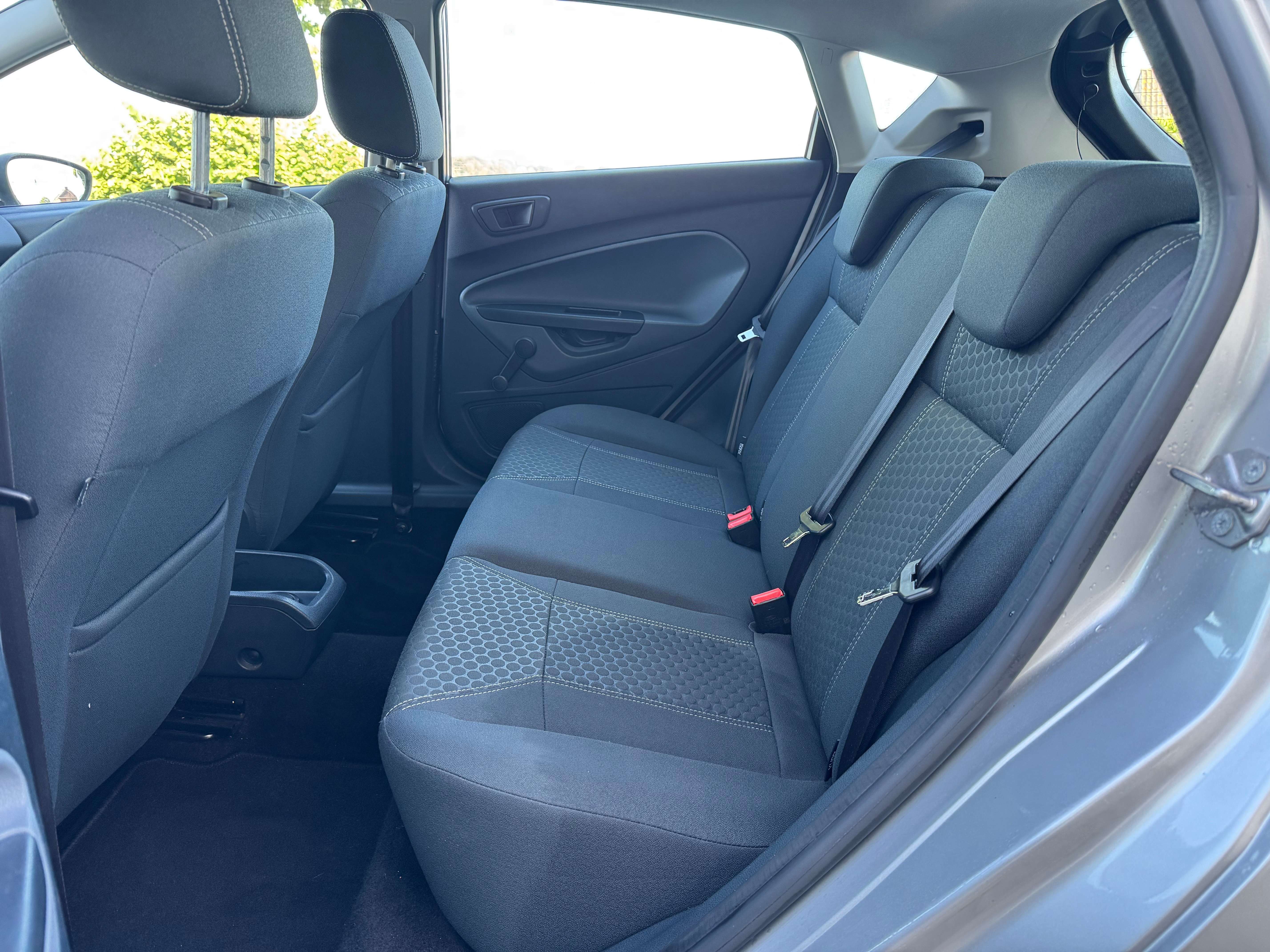 Ford Fiesta Fiesta 1.25i Titanium garantie 1 an