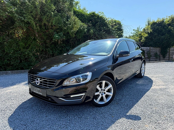 Volvo V60 2.0 D4 * 190 PK * Dynamic Edition Geartronic * FULL SERVICE * XENON * LEDER * CAMERA * GPS * EURO 6