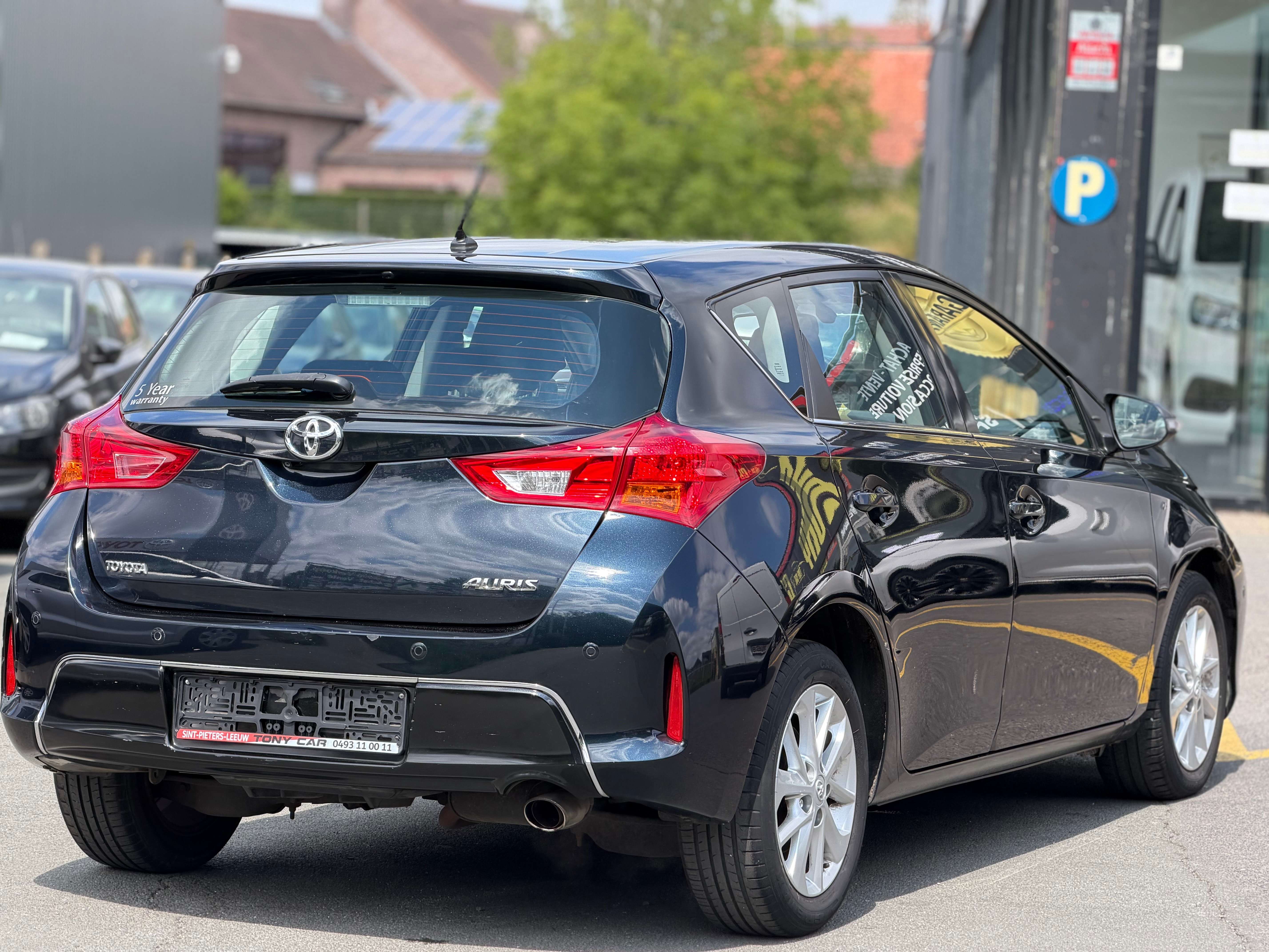Toyota Auris 1.6i*A/C*CAMERA*XENON*BT*USB*Garantie 12 Mois