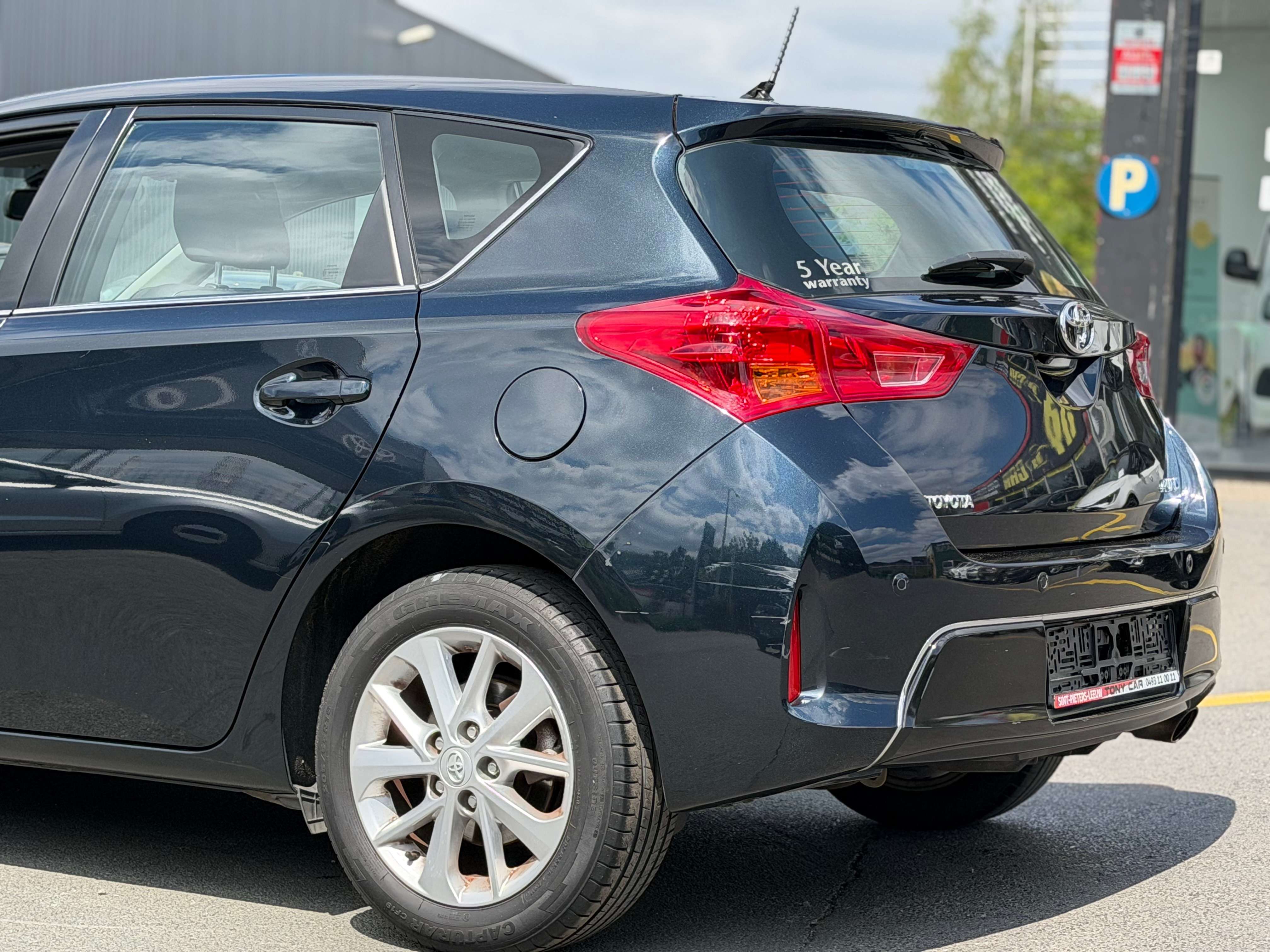 Toyota Auris 1.6i*A/C*CAMERA*XENON*BT*USB*Garantie 12 Mois