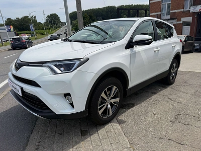 Toyota RAV 4 RAV4 2.0 D-4D 2WD Business //15.790 KMS //