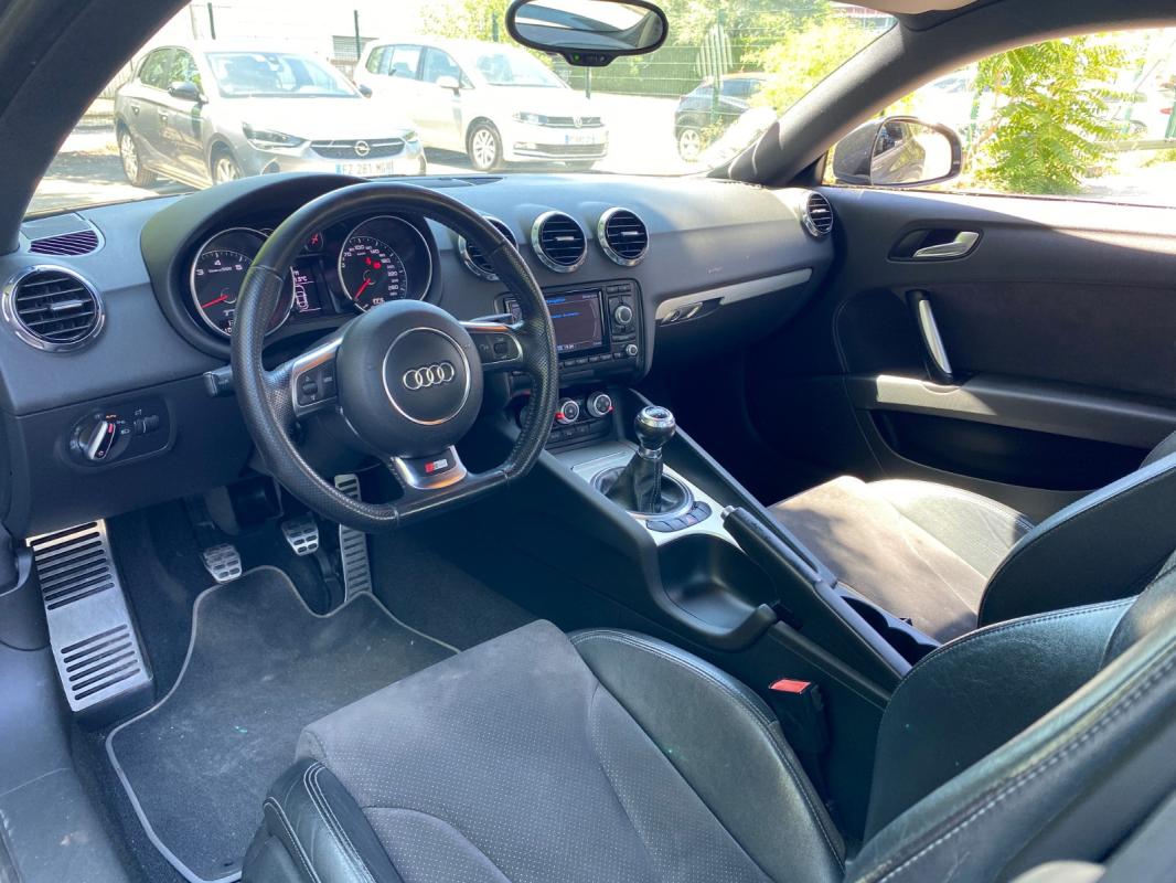 Audi Tt 2.0 TFSI 211 S line