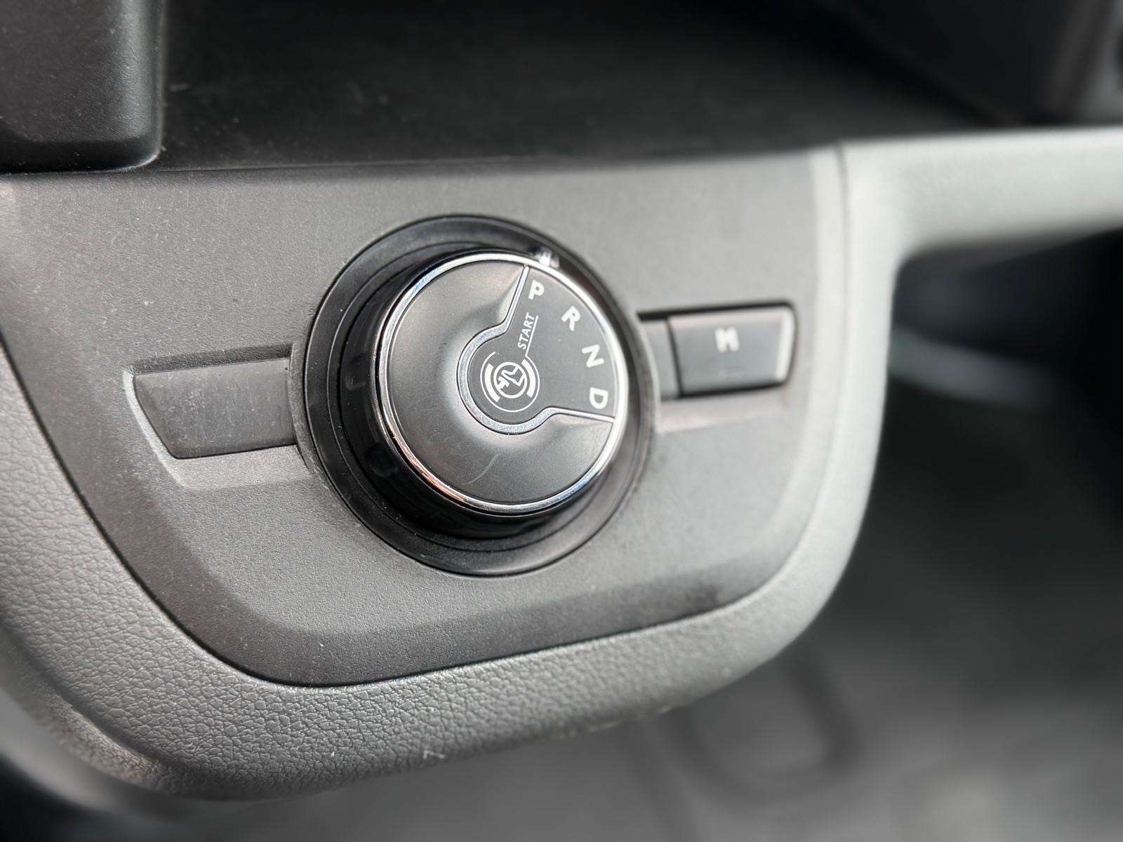 Peugeot Expert 2.O HDI 177CV BOITE AUTO GPS LONG CHASIS