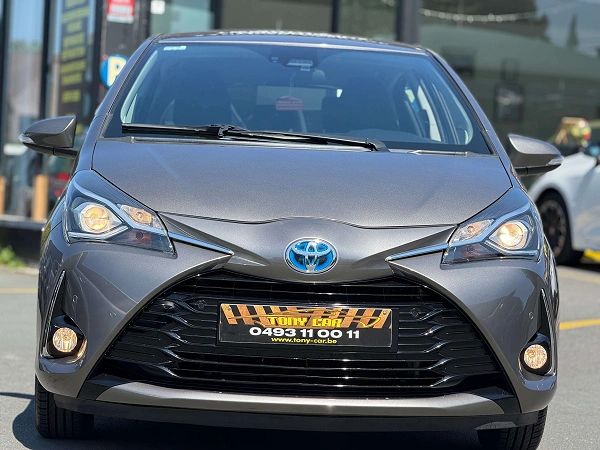 Toyota Yaris Hybrid 1.5i VVT-i*NAVI*CAMERA*BT*USB*G12M