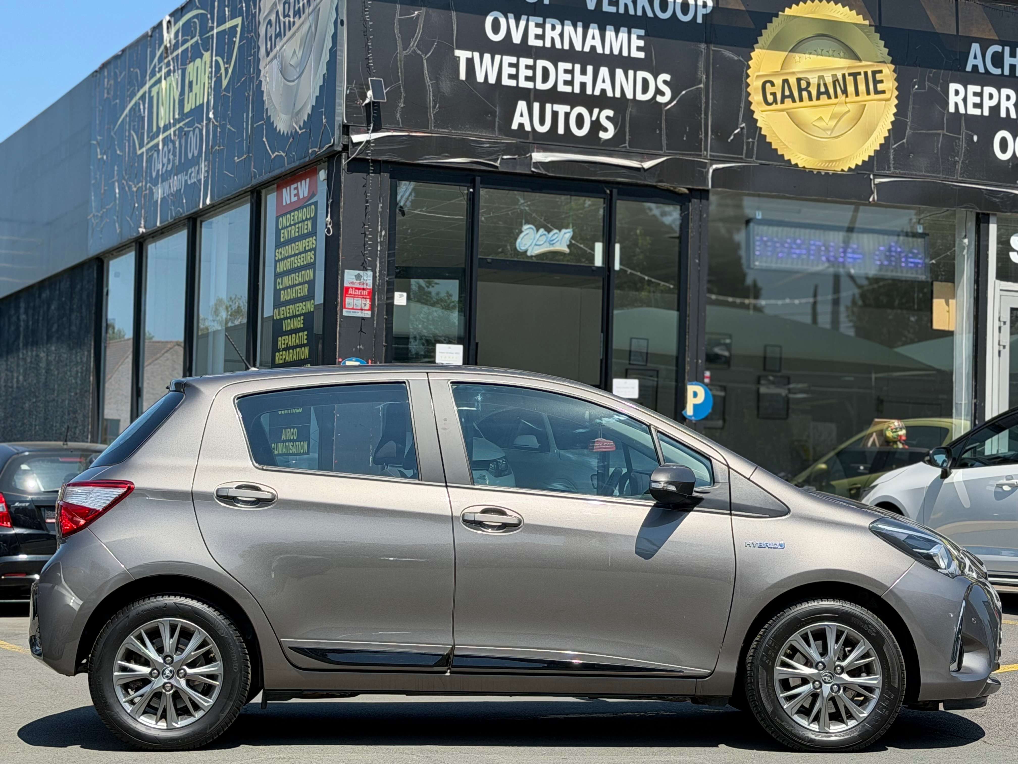 Toyota Yaris Hybrid 1.5i VVT-i*NAVI*CAMERA*BT*USB*G12M