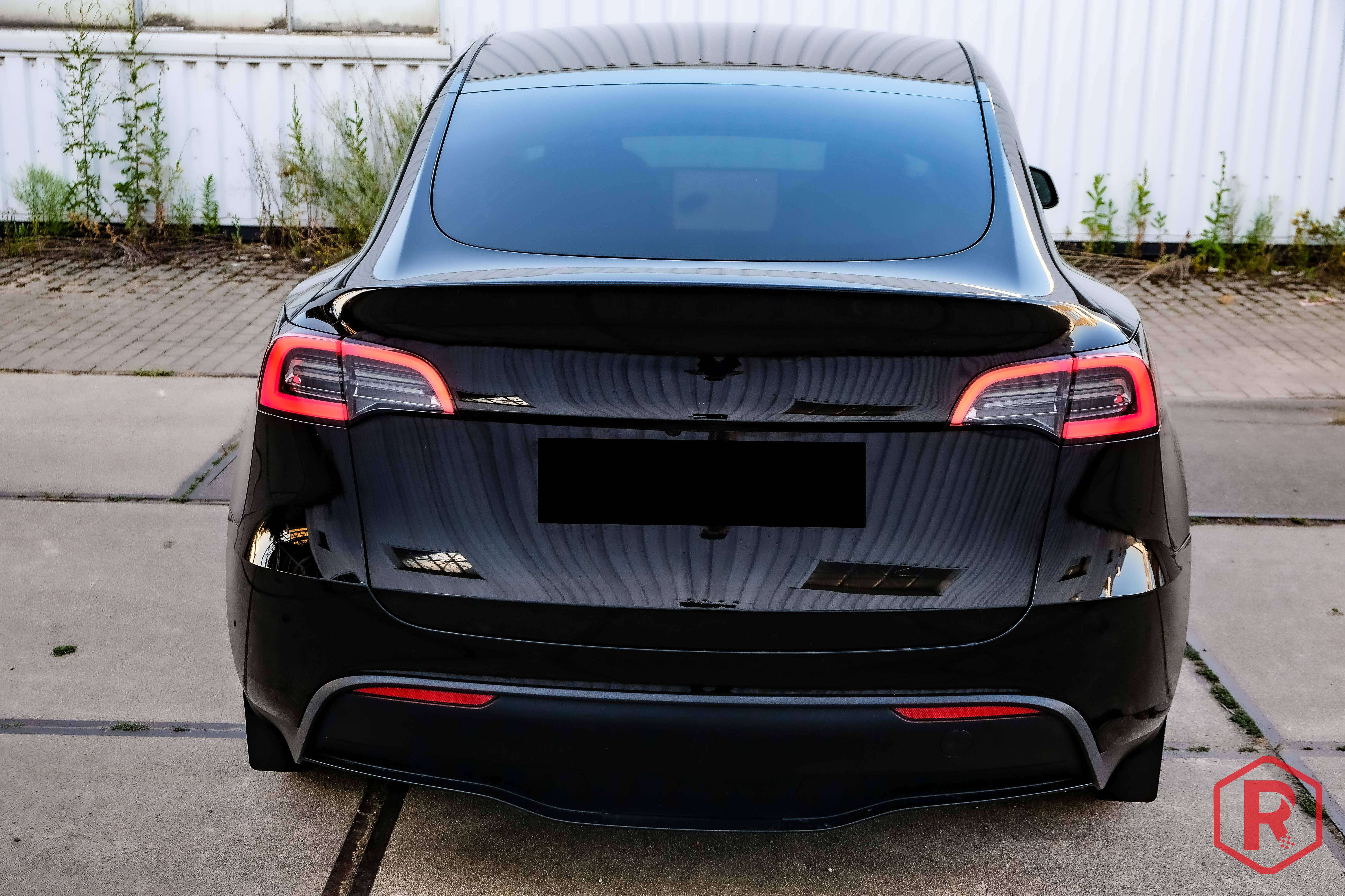 Tesla Model Y Long Range Dual Motor AWD Trekhaak Garantie