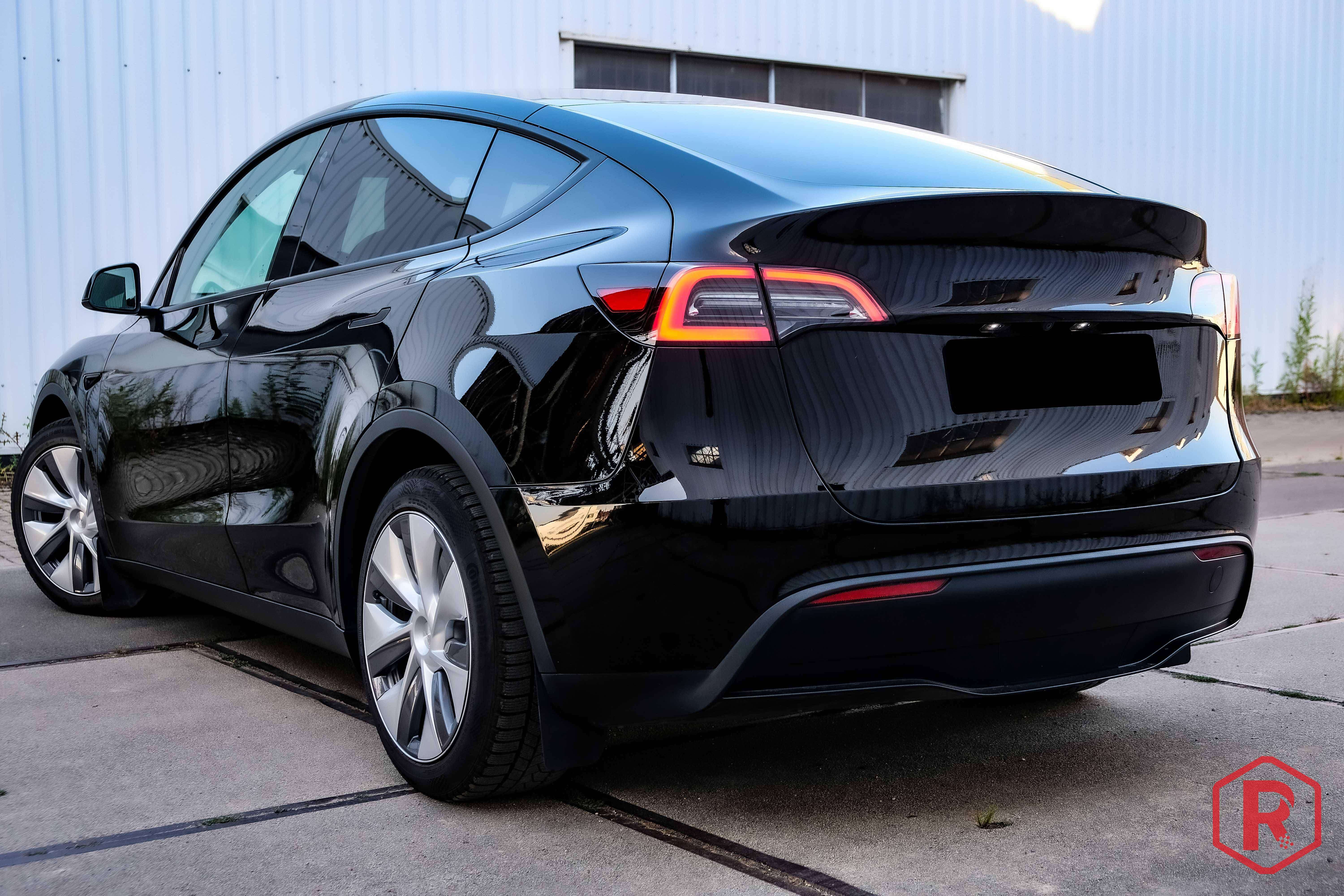 Tesla Model Y Long Range Dual Motor AWD Trekhaak Garantie