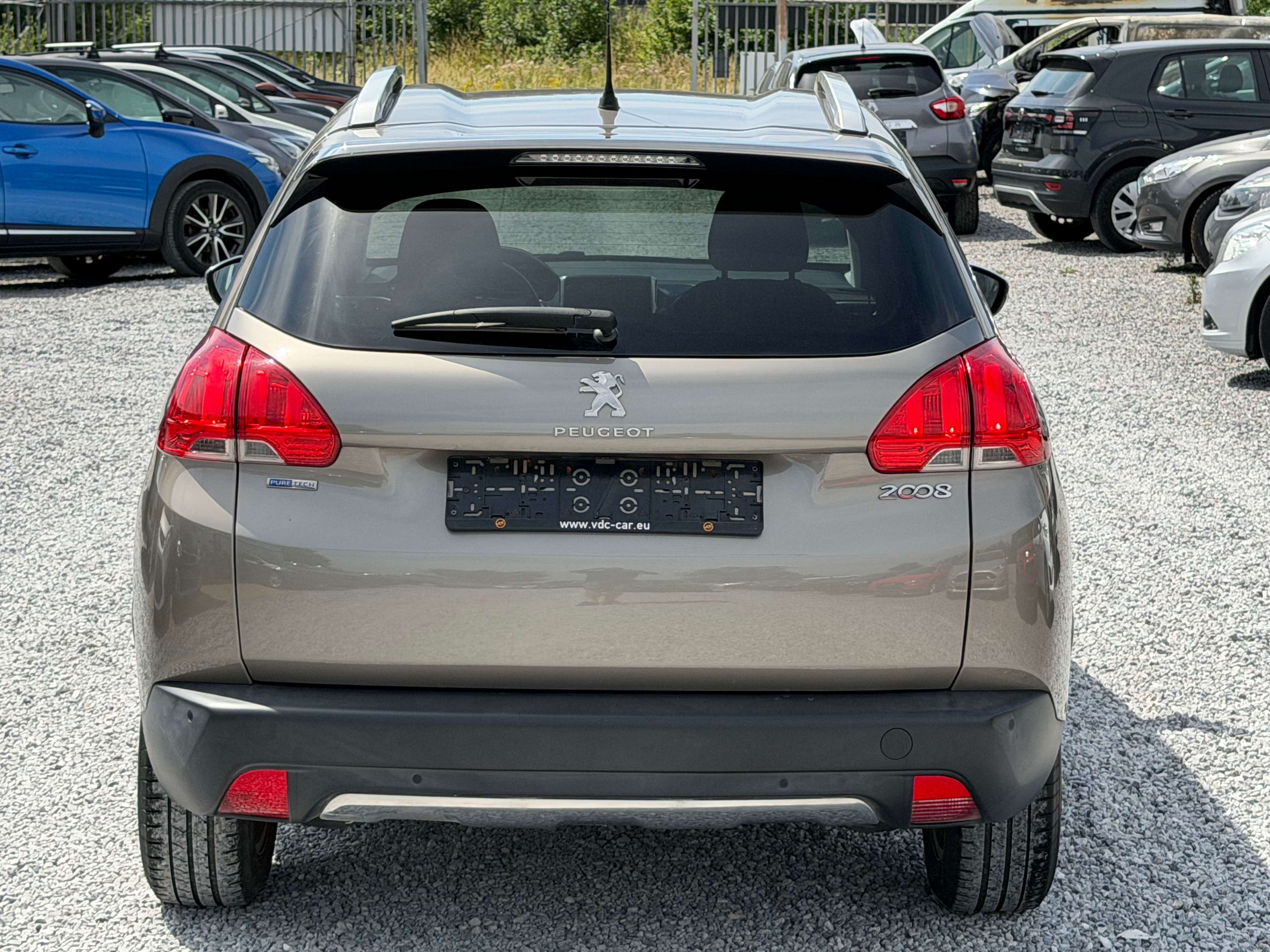 Peugeot 2008 1.2i - Navigation - 46.000km !!! - Euro 6b