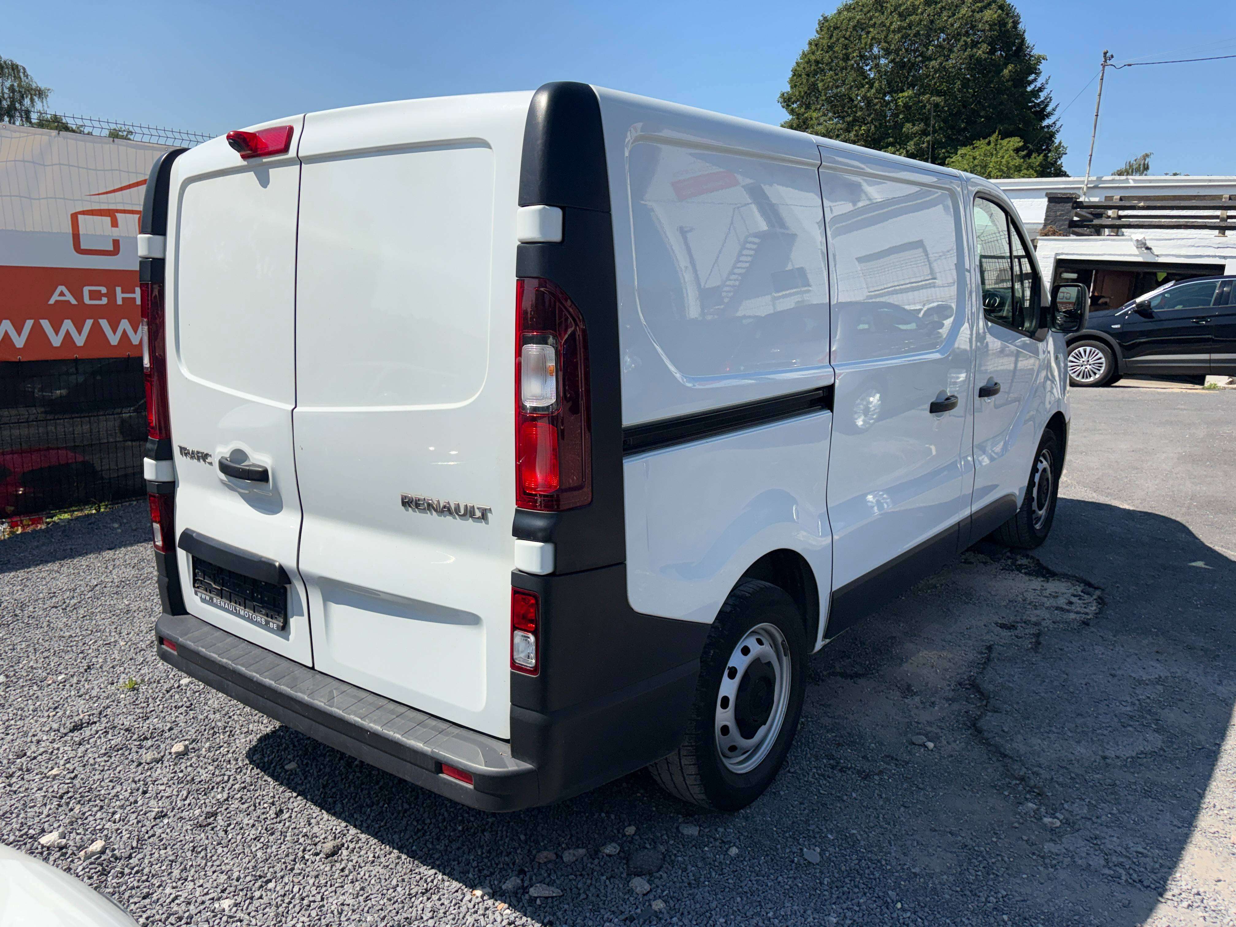 Renault Trafic 2.0 dCi 27 L1H1 Confort