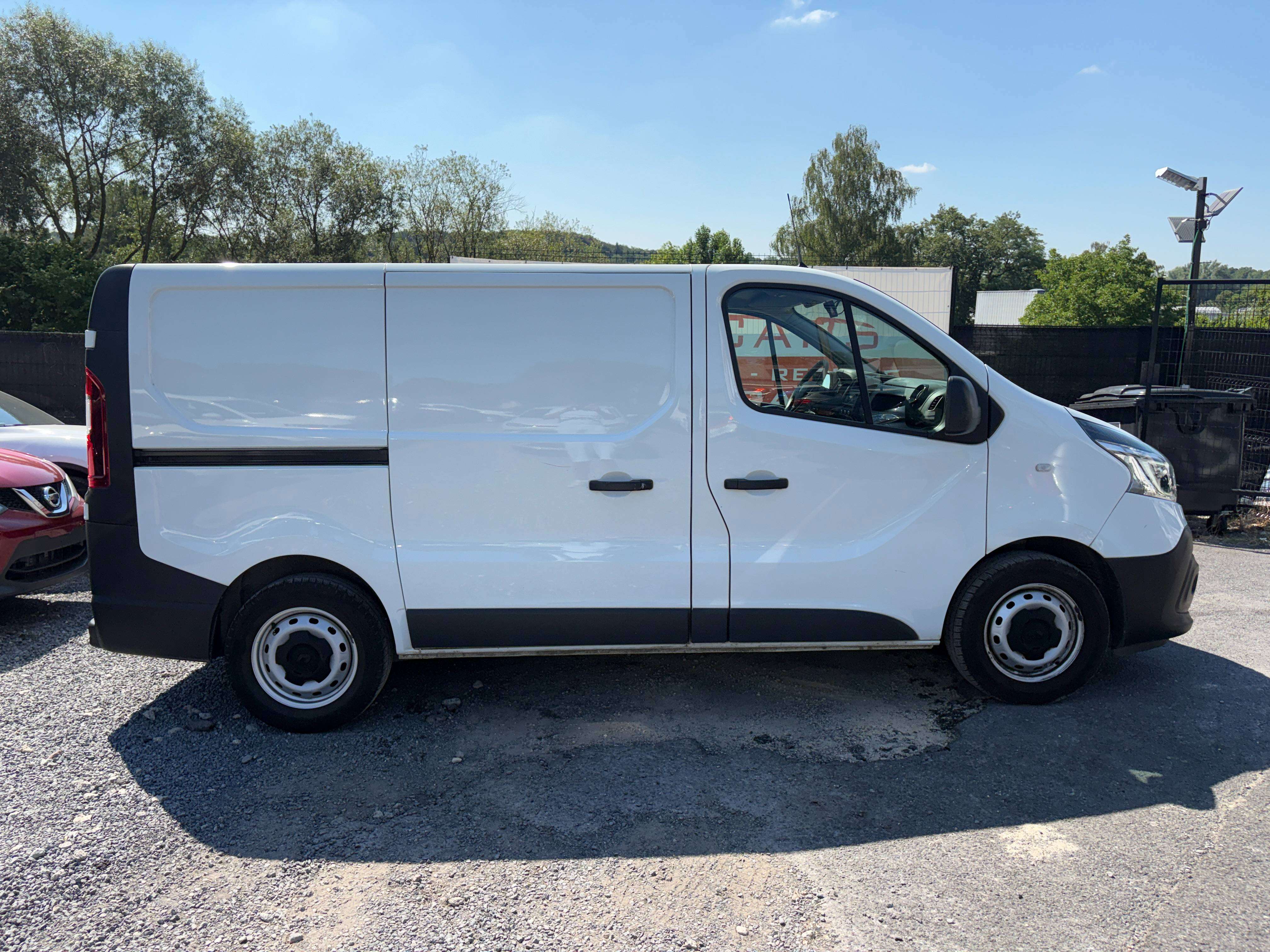 Renault Trafic 2.0 dCi 27 L1H1 Confort