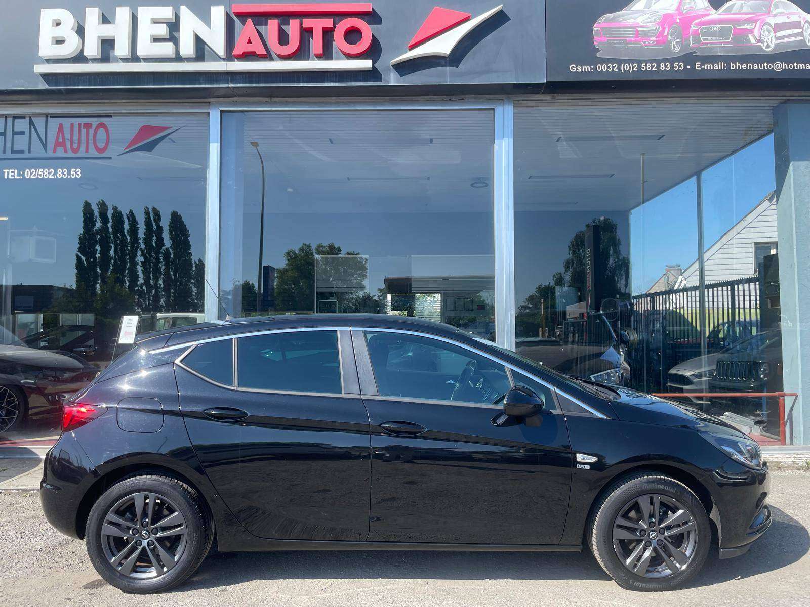 Opel Astra Astra 1.0 Turbo ECOTEC Black Edition S/S