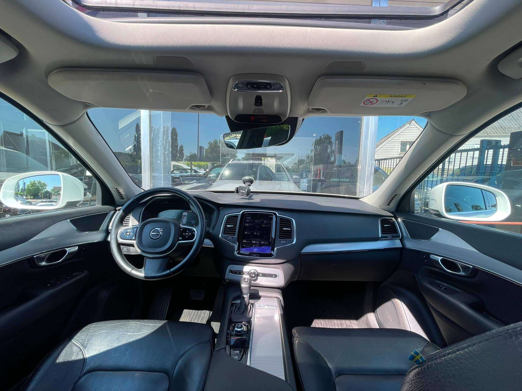 Volvo XC90 XC90 2.0 D5 4WD 7pl. Geartronic/PANO/XENON/LED/GPS