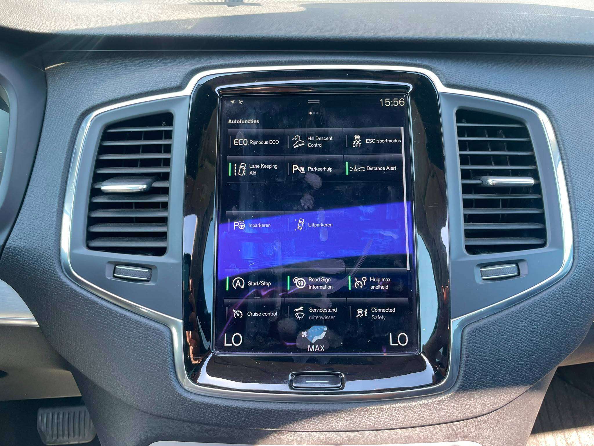 Volvo XC90 XC90 2.0 D5 4WD 7pl. Geartronic/PANO/XENON/LED/GPS