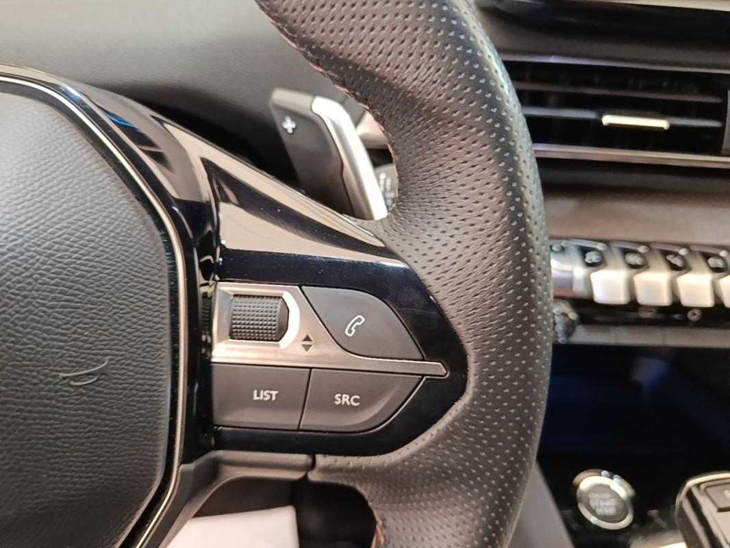 Peugeot 3008 II 1.6 HYBRID 225 E-EAT8 GT