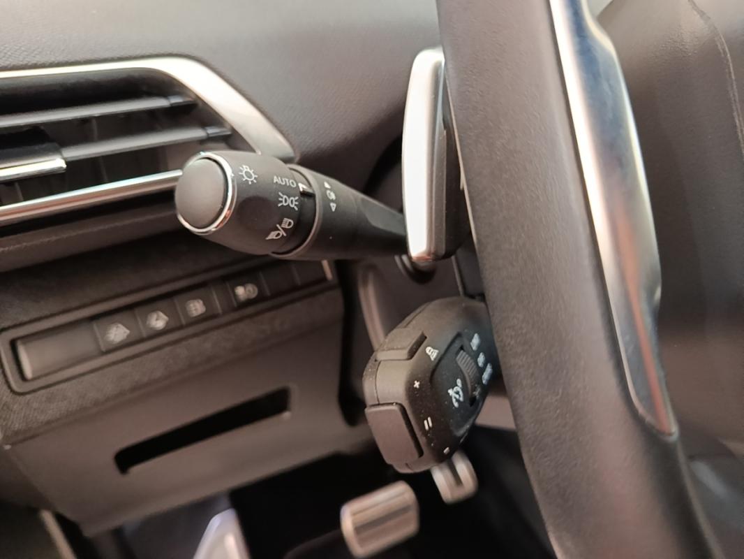 Peugeot 3008 II 1.6 HYBRID 225 E-EAT8 GT