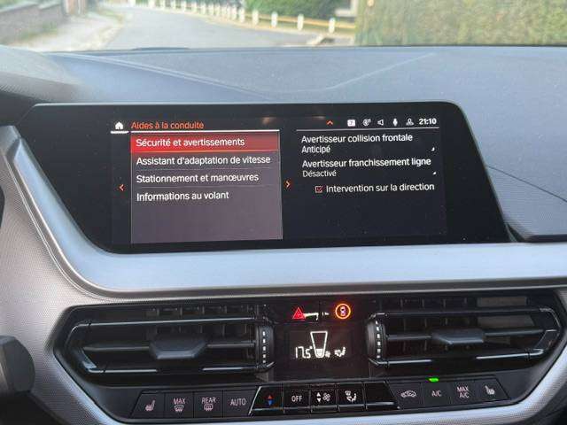 BMW 118 118i Sport Edition / 1er Main / Full Led / Front assist / Car-Play