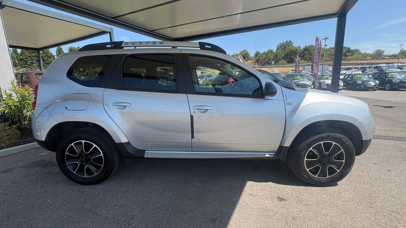 Dacia Duster dCi 110 4x2 Black Touch thumbnail