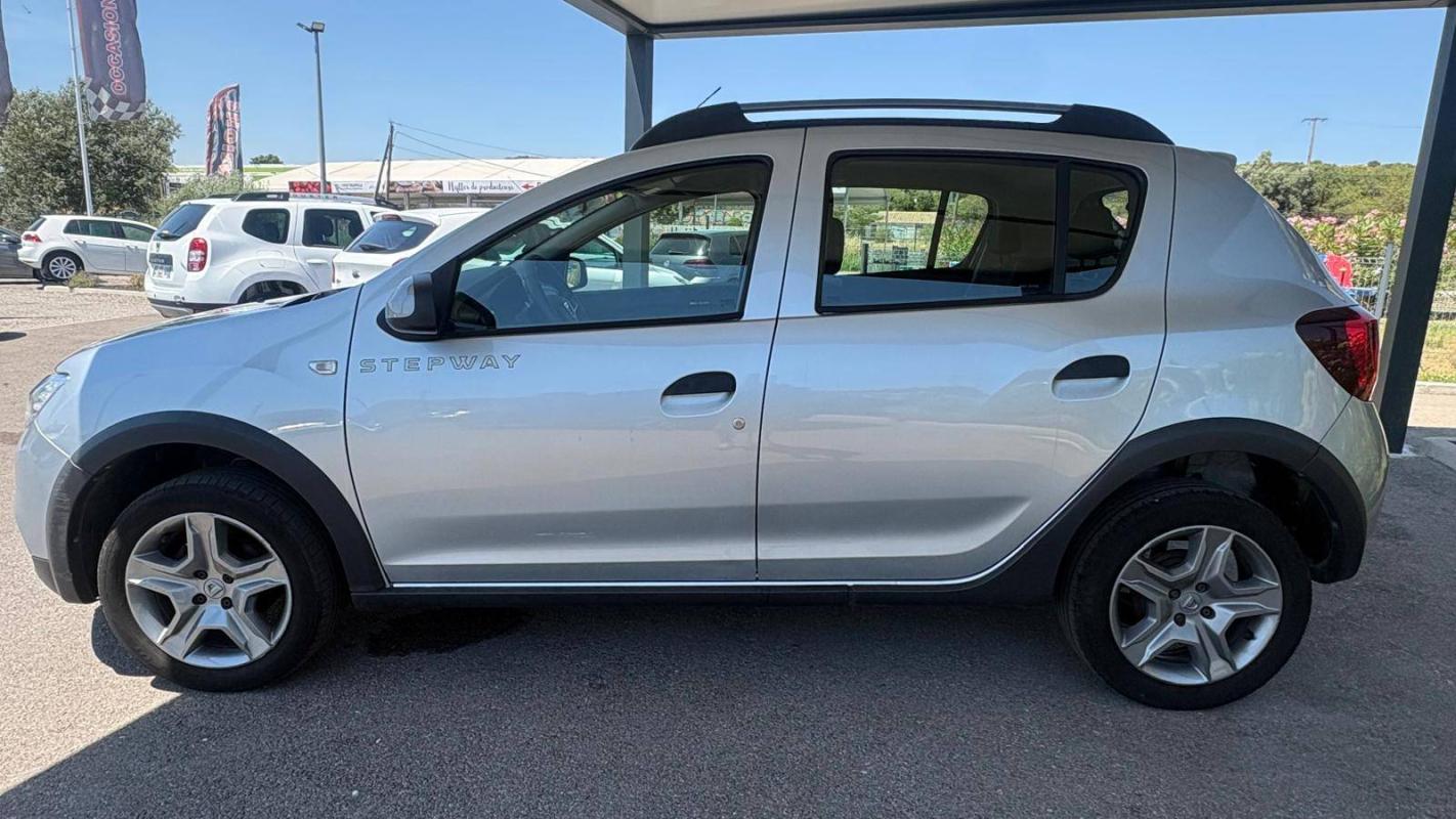 Dacia Sandero SCe 75 Urban Stepway thumbnail