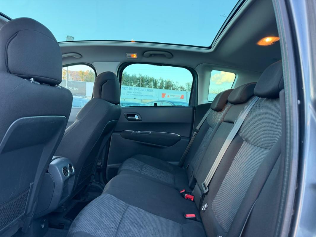 Peugeot 3008 1.6 HDI 112CH BOITE AUTOMATIQUE BON ETAT OK