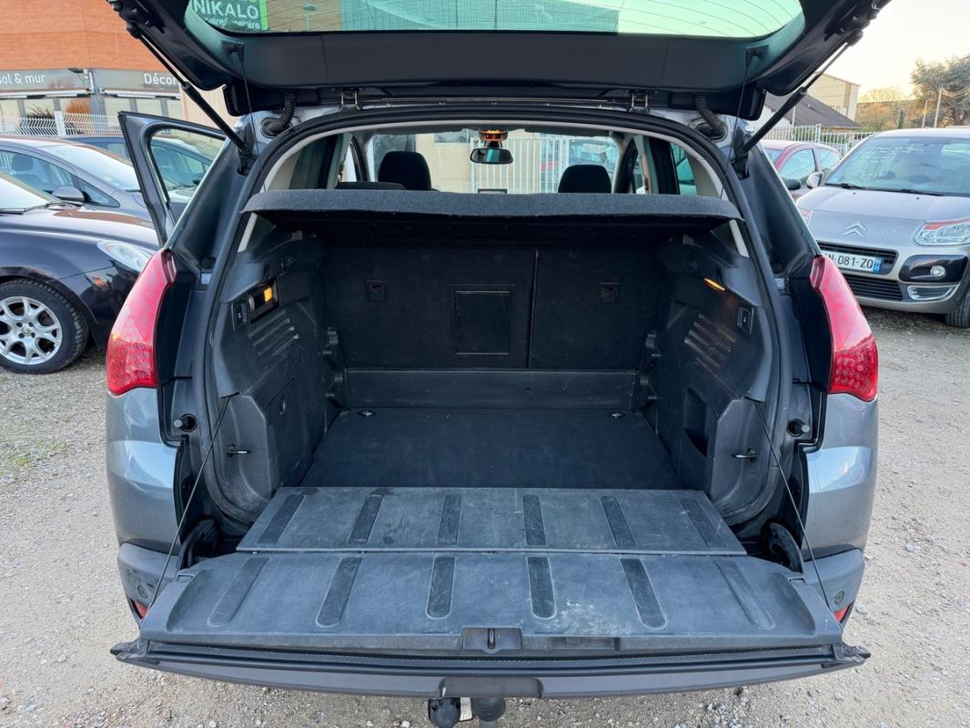Peugeot 3008 1.6 HDI 112CH BOITE AUTOMATIQUE BON ETAT OK
