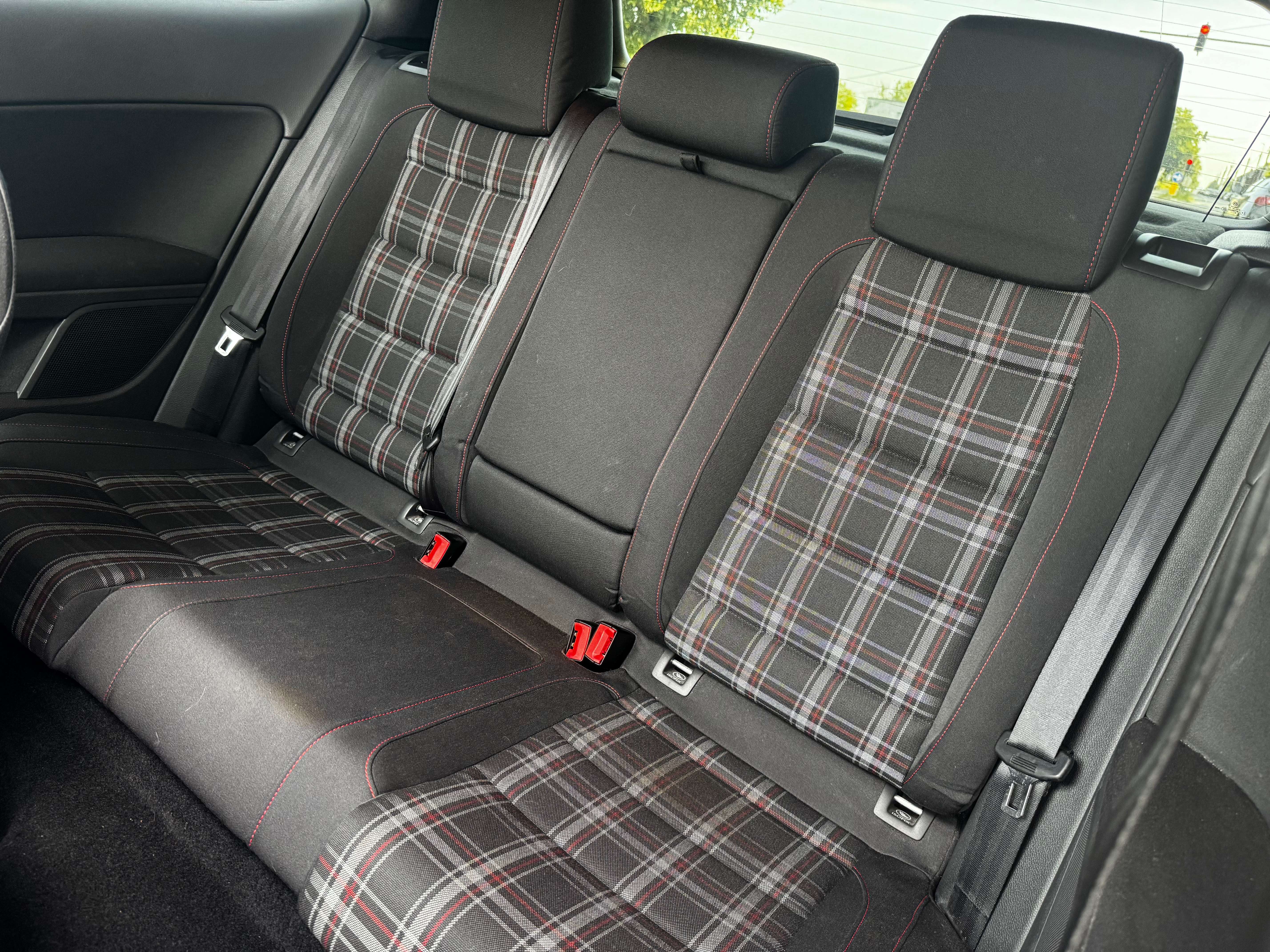 Volkswagen Golf GTI Golf 2.0  garantie 1 an