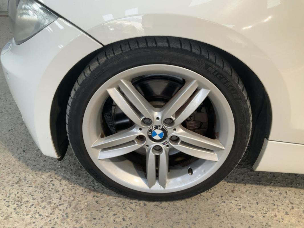 Bmw Serie 1 E87 LCI 130i 265 ch Sport Design A