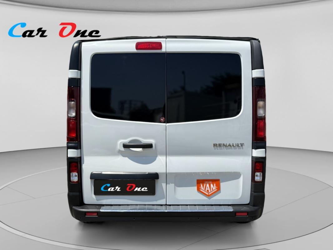 Renault Trafic VAN CAMPING PARADISIUM 2.0 DCI 120 SetS