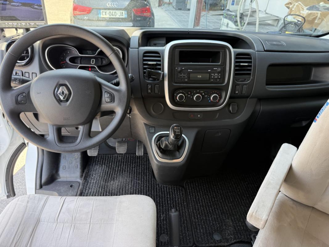 Renault Trafic VAN CAMPING PARADISIUM 2.0 DCI 120 SetS