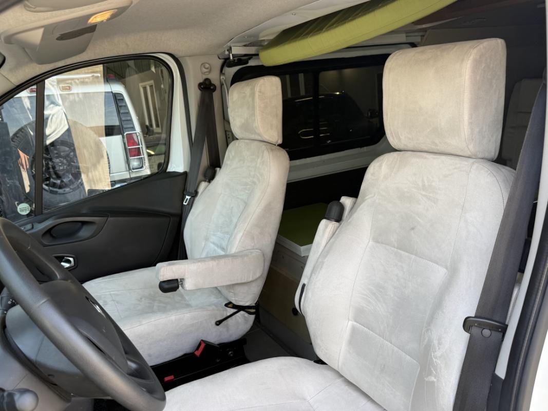Renault Trafic VAN CAMPING PARADISIUM 2.0 DCI 120 SetS